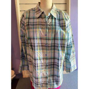 CJ Banks Woman’s button up size 14 blues roll up sleeves curved hems cotton NWT